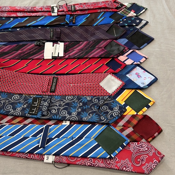 Nicole Miller Silk Wide Blue Stripe Mens Necktie Neck Tie 4x59 - Picture 12 of 15